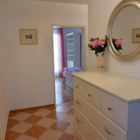 Apartman Nina